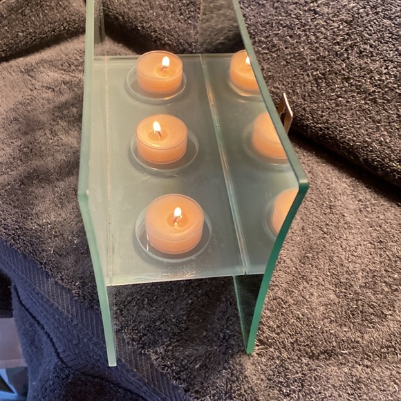 Beautiful Retired Party Lite Glass Tealight/Votive Candle Holder - Picture 6 of 16